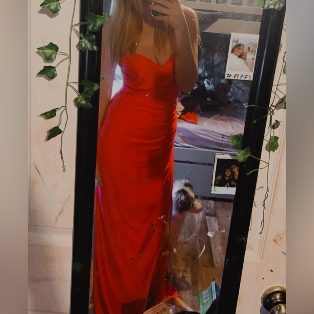 This was my backup prom dress didn’t get to wear it and probably won’t need it